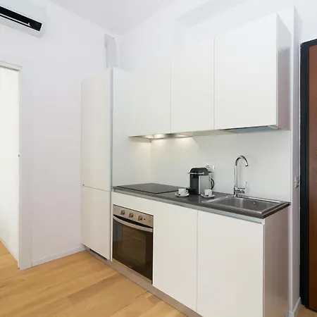 Bright Terrace In Milano Apartment Exterior photo